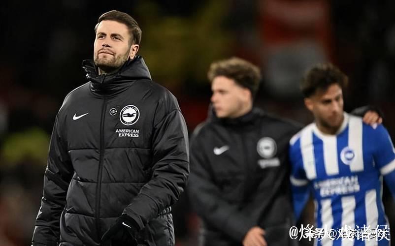 从5轮不胜到9轮8胜，大马丁踢疯了！维拉4-3，埃