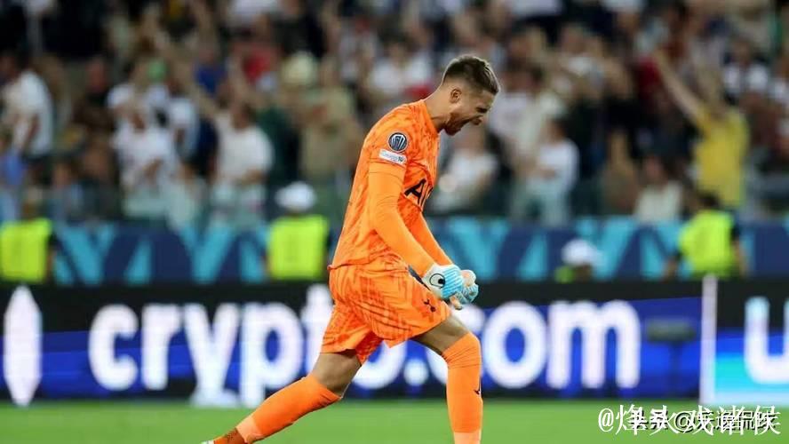 莫雷托:签维卡里奥难度大,国米密切关注弗赖堡 莫雷托:签维卡里奥难度大,国米密切关注弗赖堡