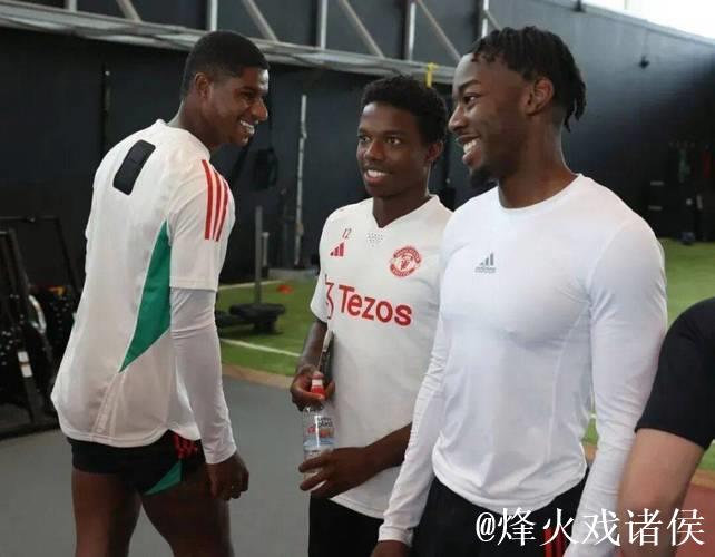 给钱就卖！曼联冬窗清洗26岁水货 加盟4年0球0助攻