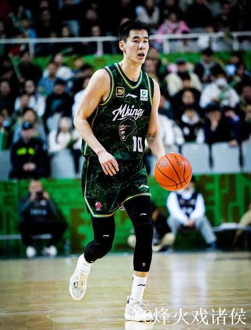 郭昊文20分同曦不敌浙江 余嘉豪16分琼斯29分 郭昊文20分同曦不敌浙江 余嘉豪16分琼斯29分